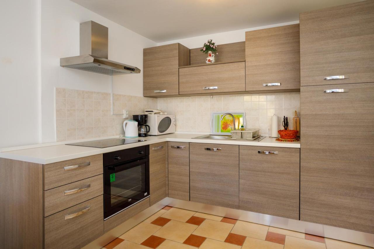 Apartmani Bakran Крк Екстер'єр фото