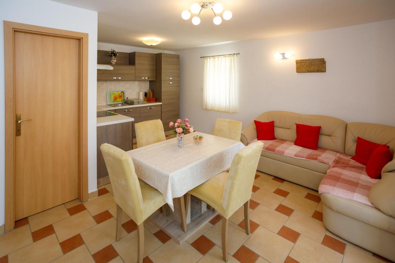 Apartmani Bakran Крк Екстер'єр фото