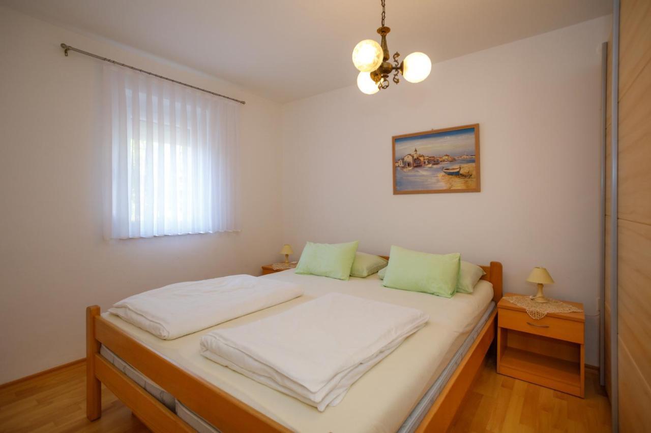 Apartmani Bakran Крк Екстер'єр фото