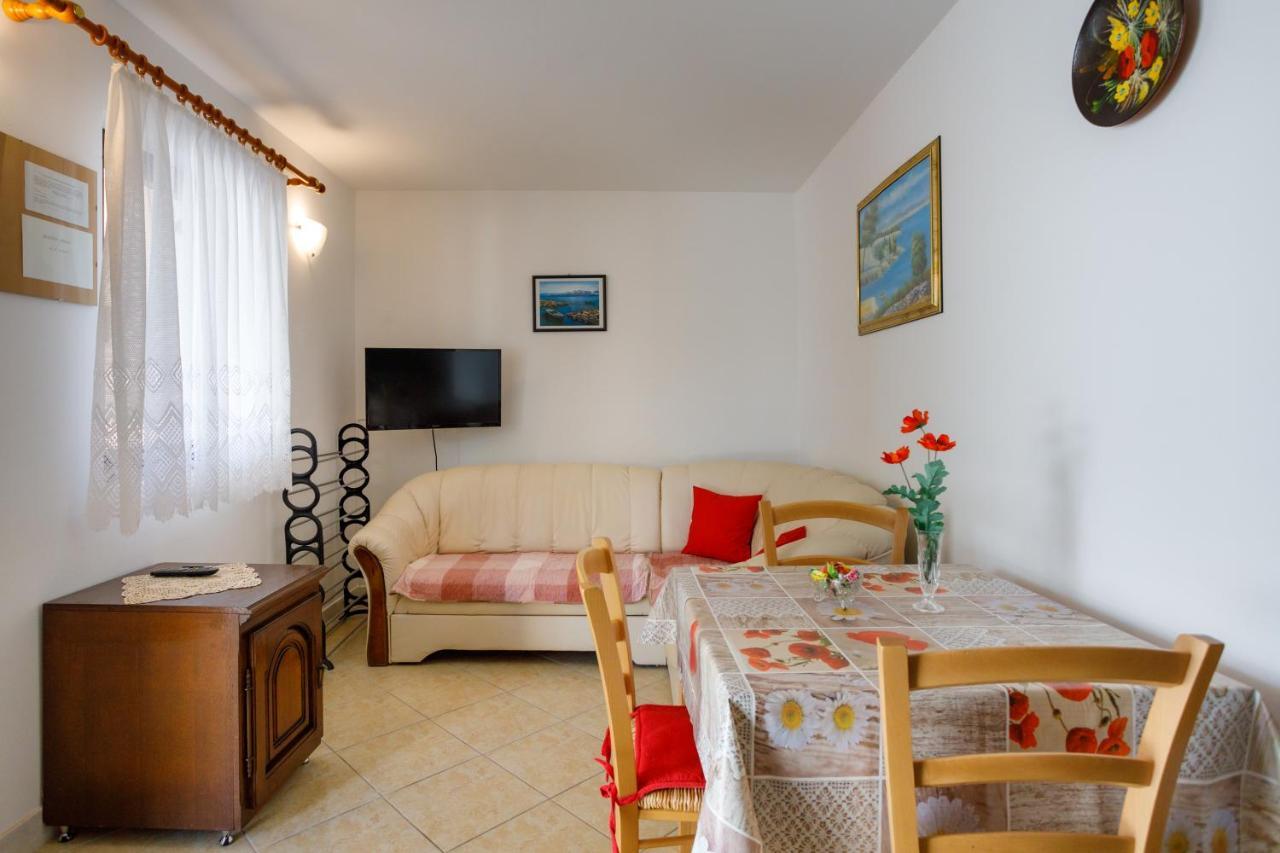 Apartmani Bakran Крк Екстер'єр фото