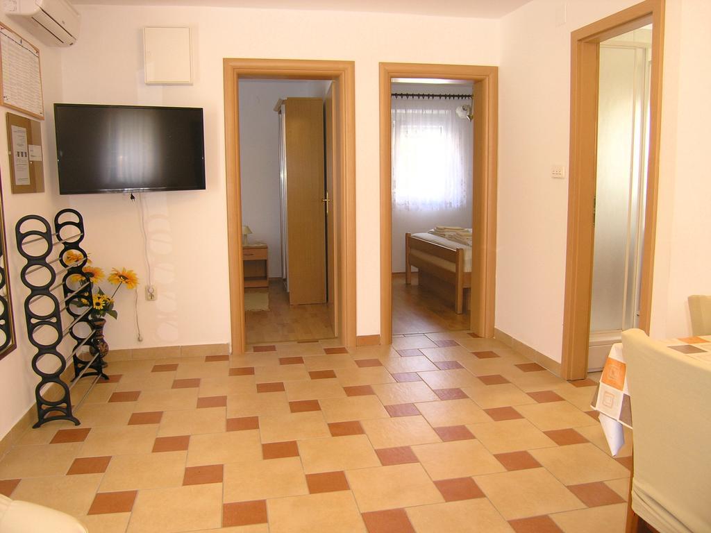 Apartmani Bakran Крк Екстер'єр фото