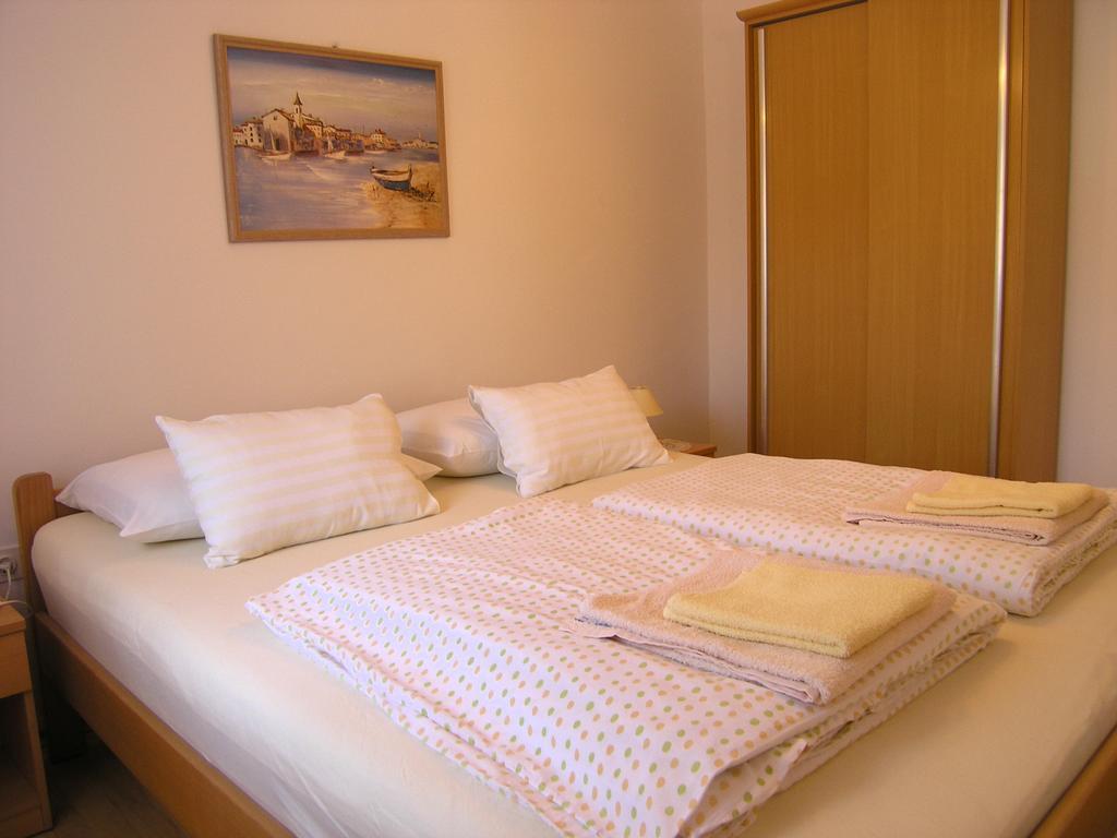 Apartmani Bakran Крк Екстер'єр фото